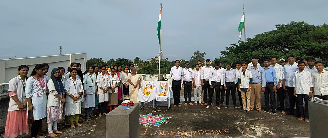 KLE College Gadag - independance day celebrations